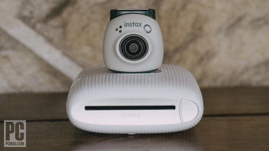 动手：富士的Instax Pal因可爱而加分